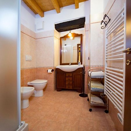 Il Nido Delle Rondini Villa Testico Exterior foto