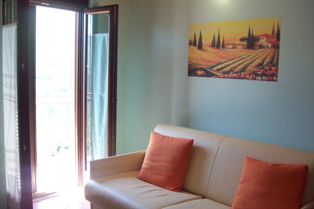 Il Nido Delle Rondini Villa Testico Exterior foto