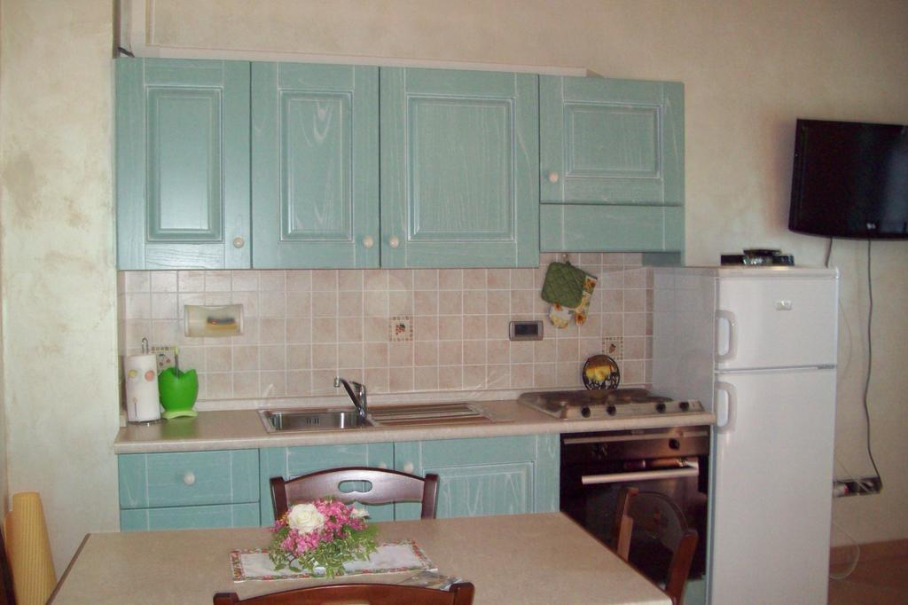 Il Nido Delle Rondini Villa Testico Exterior foto