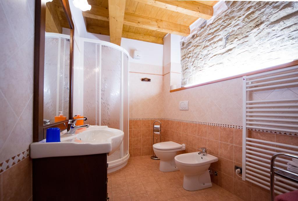Il Nido Delle Rondini Villa Testico Exterior foto