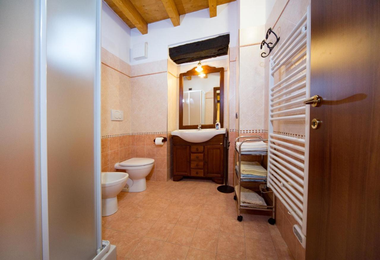 Il Nido Delle Rondini Villa Testico Exterior foto